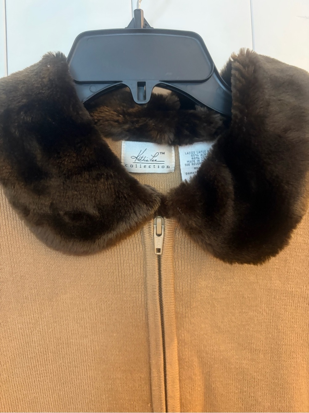 Vintage Camel Zip-Front Cardigan with Dark Brown Faux Fur Collar - Picture 2 of 6